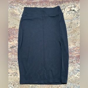 Charlotte Russe Size XS Black Stretchy Pencil Skirt with Front Side Slit
